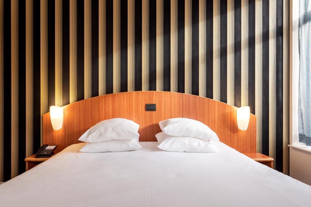 Aris Grand Place Hotel Brussels Ngoại thất bức ảnh