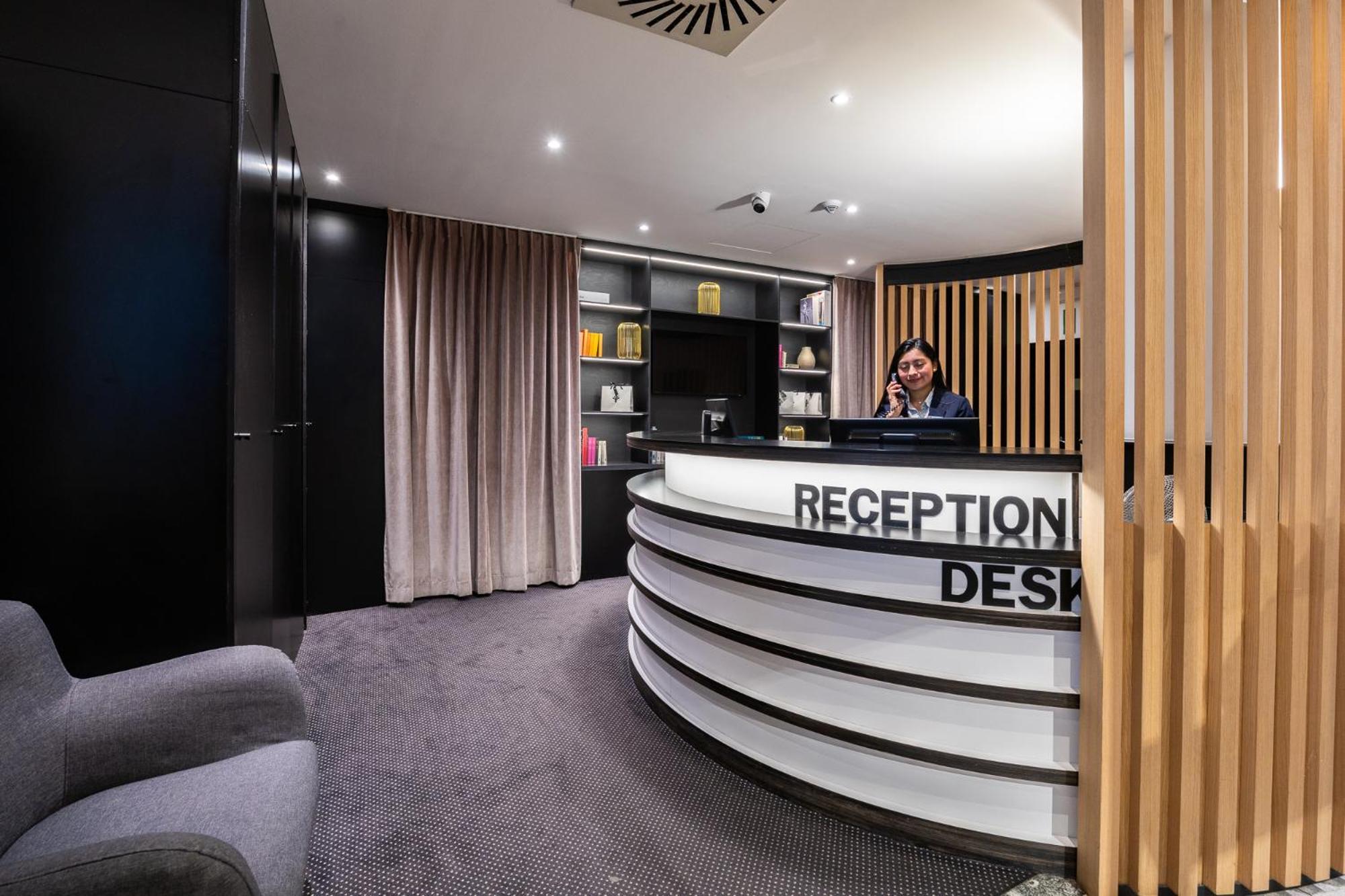 Aris Grand Place Hotel Brussels Ngoại thất bức ảnh